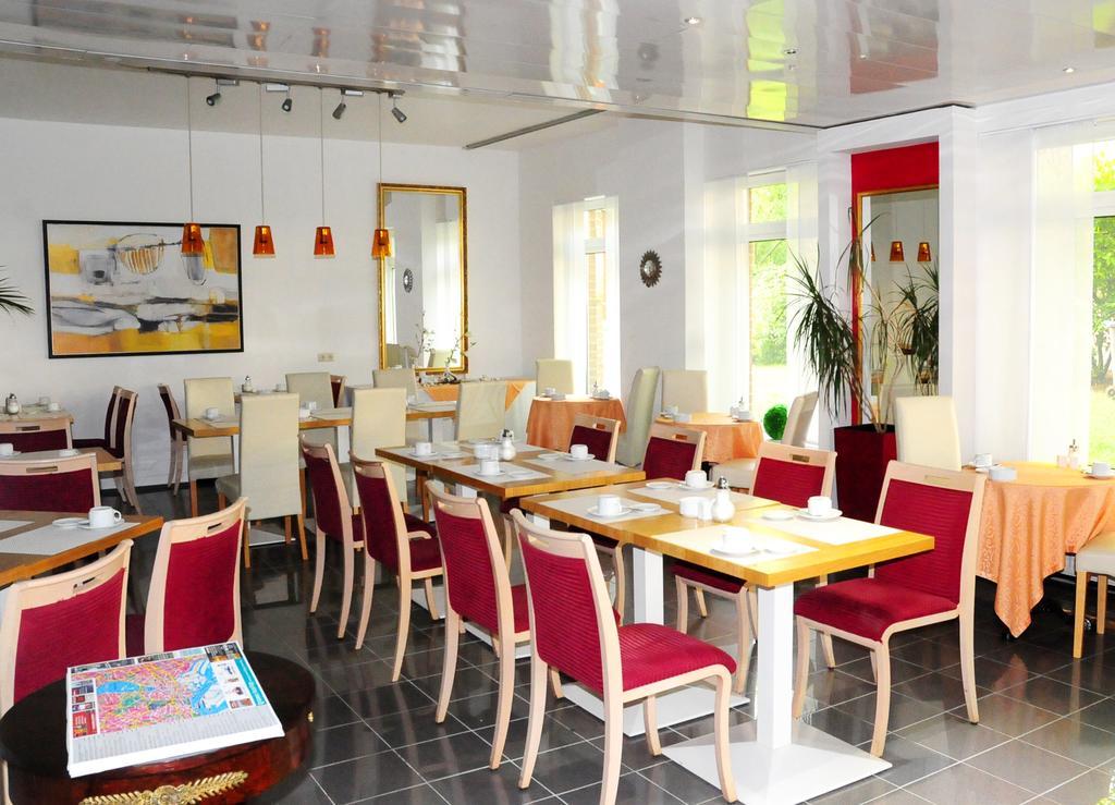 Hotel Blankenese ฮัมบูร์ก ภายนอก รูปภาพ