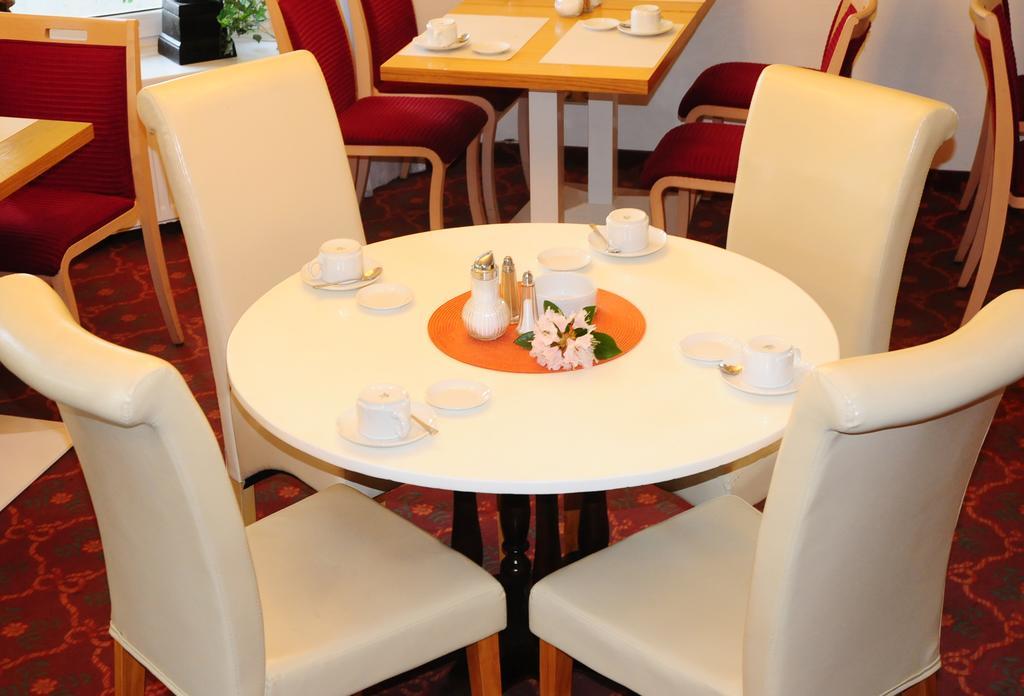 Hotel Blankenese ฮัมบูร์ก ภายนอก รูปภาพ