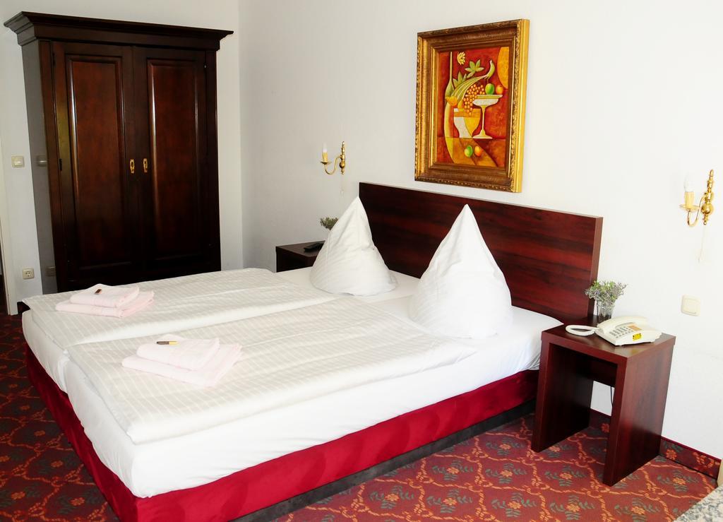 Hotel Blankenese ฮัมบูร์ก ภายนอก รูปภาพ