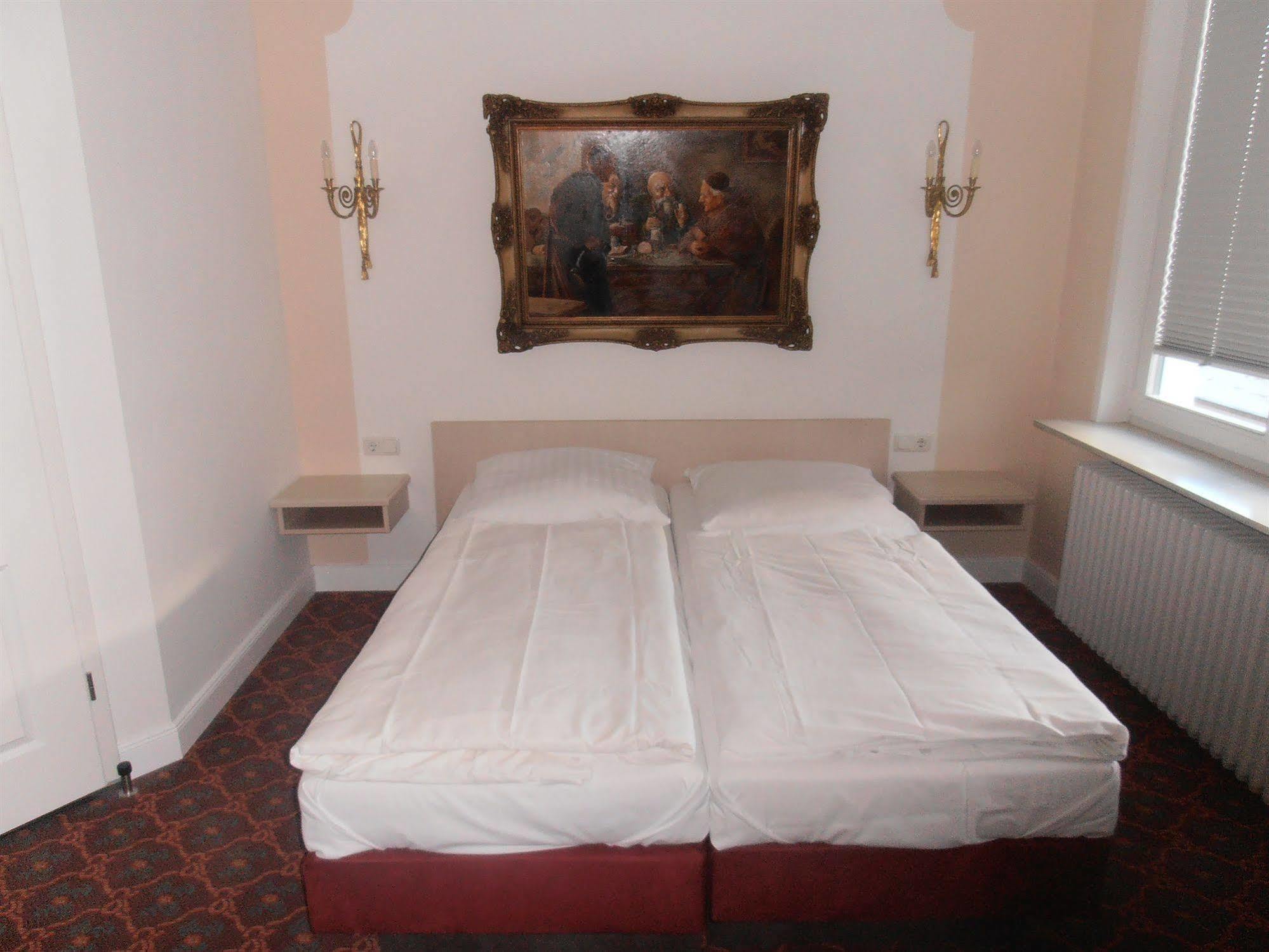 Hotel Blankenese ฮัมบูร์ก ภายนอก รูปภาพ