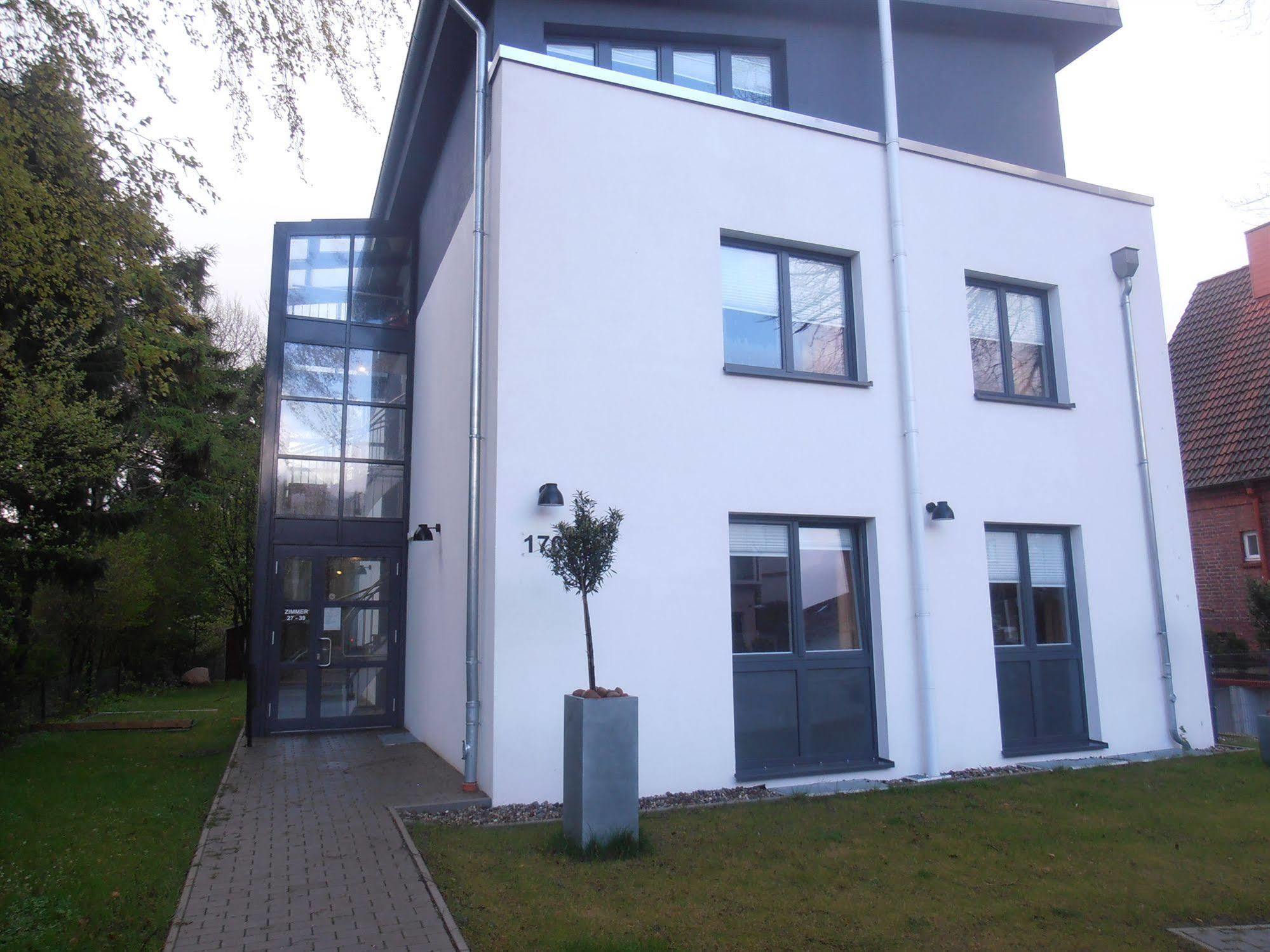 Hotel Blankenese ฮัมบูร์ก ภายนอก รูปภาพ
